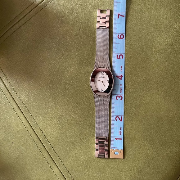 Ladies quartz mesh bracelet Watch - Picture 3 of 6